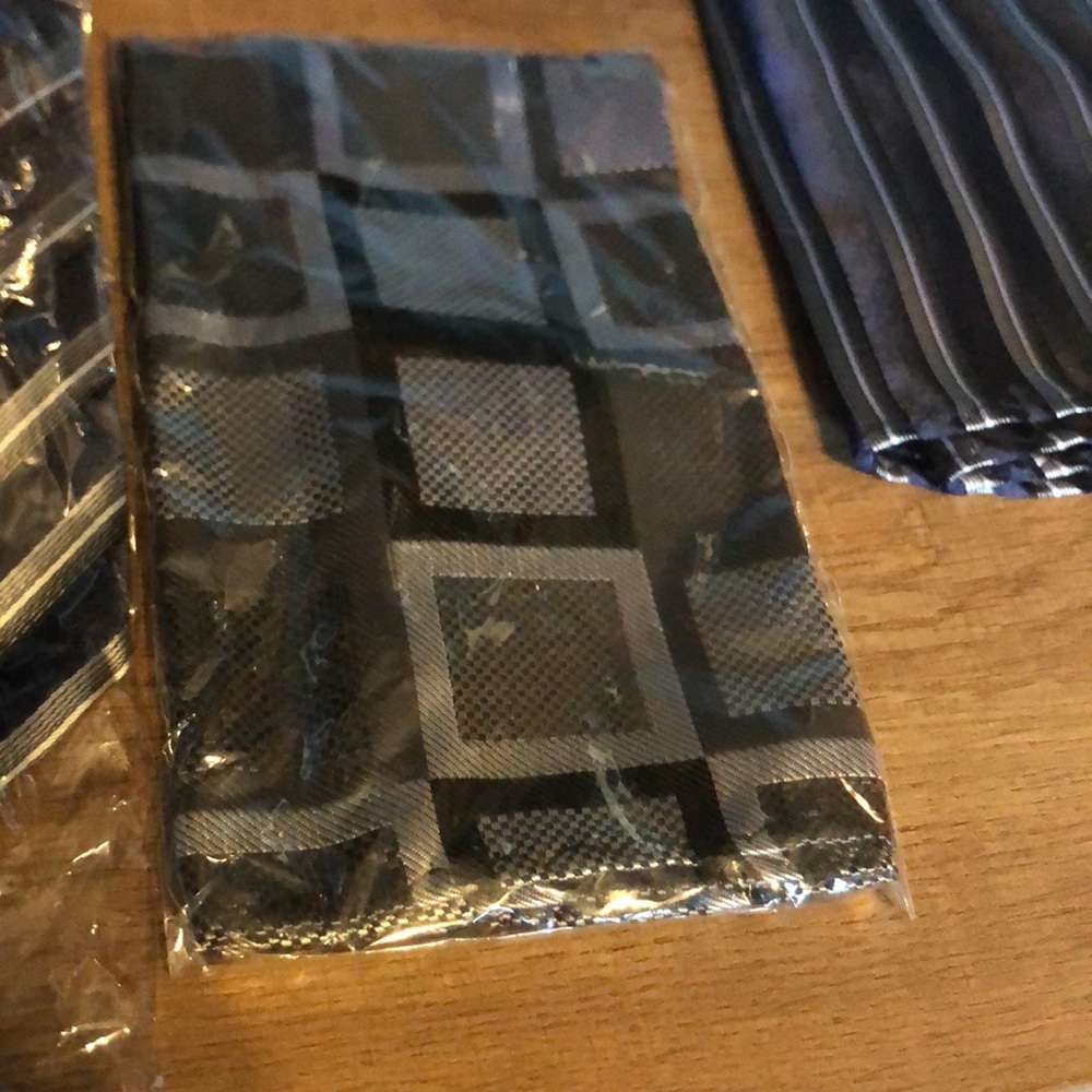 Boxed Tie Set - Picture 6 of 8